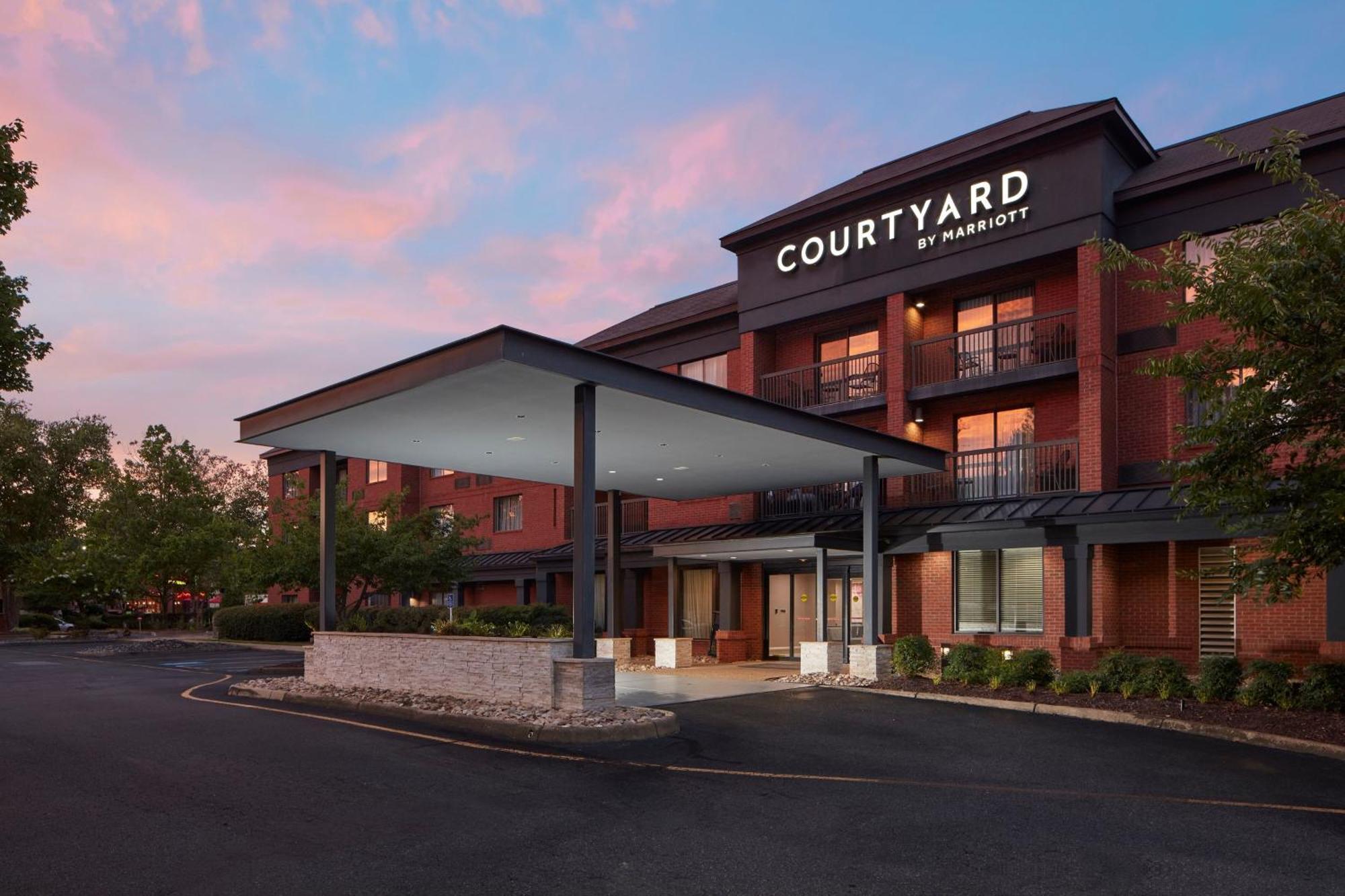 Courtyard Newport News Yorktown Hotel Eksteriør billede